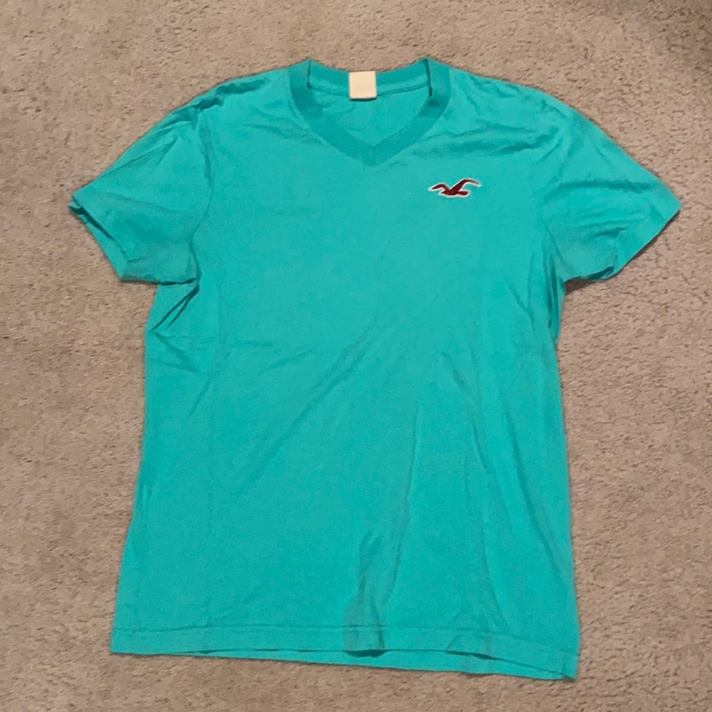 Men’s Hollister V-Neck